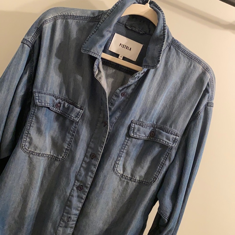 Pistola Button Up